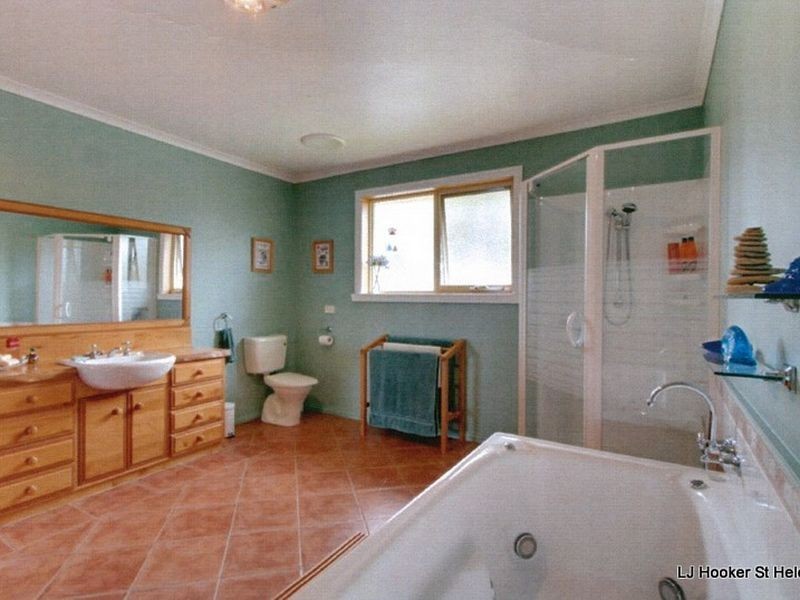 2 Coffey Drive, Binalong Bay TAS 7216