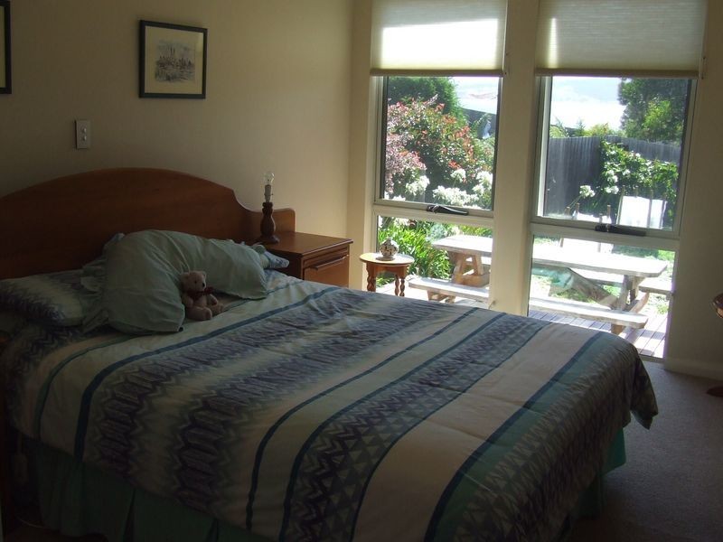 6 Karaka Close, Akaroa TAS 7216