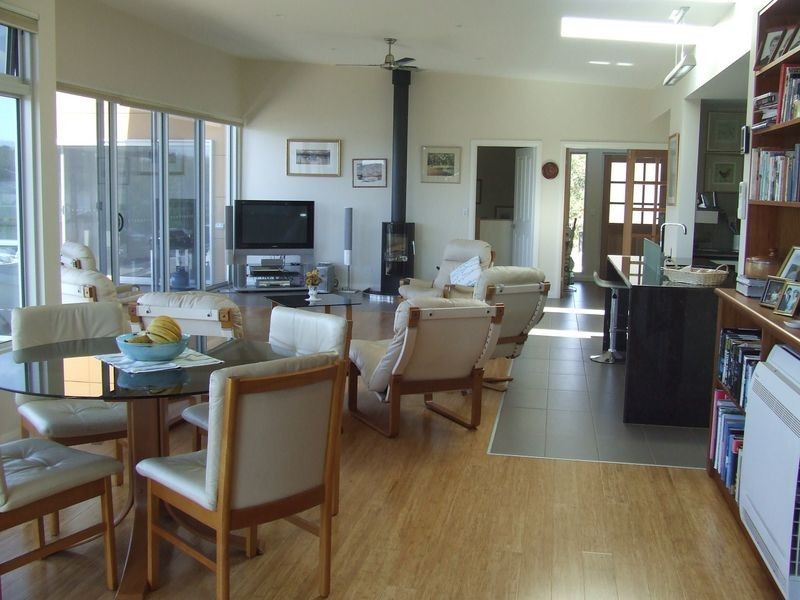 6 Karaka Close, Akaroa TAS 7216