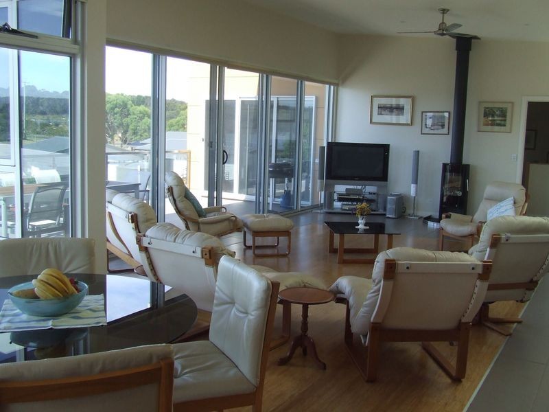 6 Karaka Close, Akaroa TAS 7216
