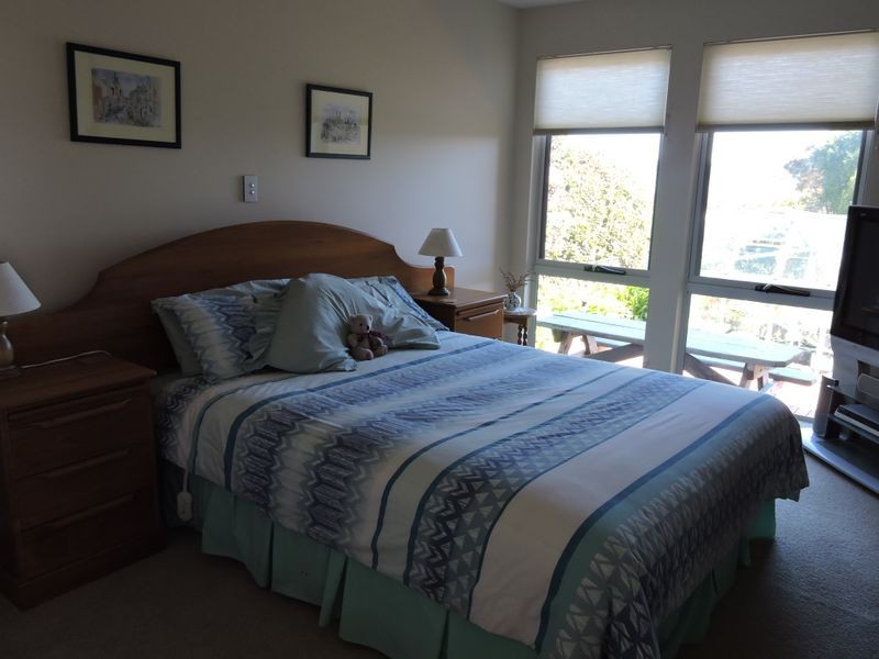 6 Karaka Close, Akaroa TAS 7216