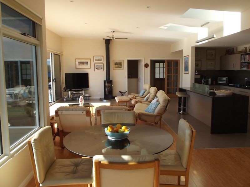 6 Karaka Close, Akaroa TAS 7216