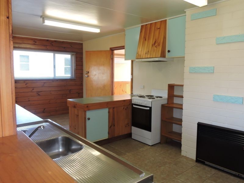 65 Tully Street, St Helens TAS 7216