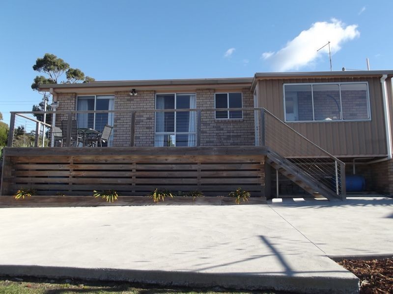 16 Felmingham Street, Binalong Bay TAS 7216