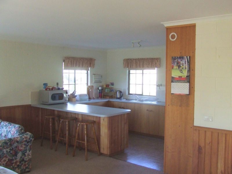 1 Lindsay Parade, St Helens TAS 7216