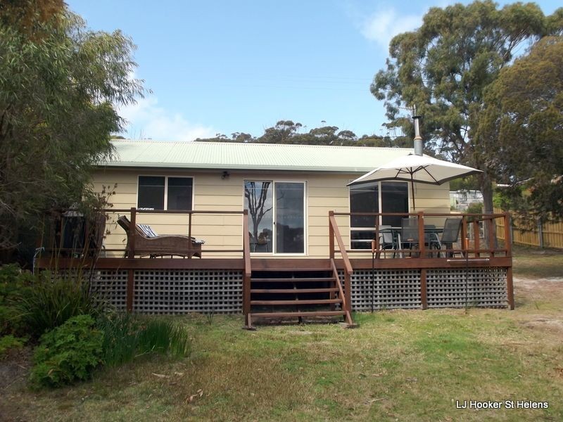 175 Main Road, Binalong Bay TAS 7216