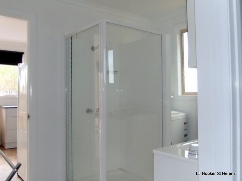 175 Main Road, Binalong Bay TAS 7216