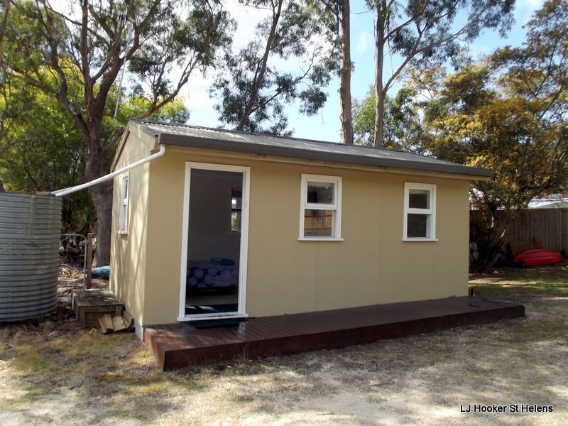 175 Main Road, Binalong Bay TAS 7216