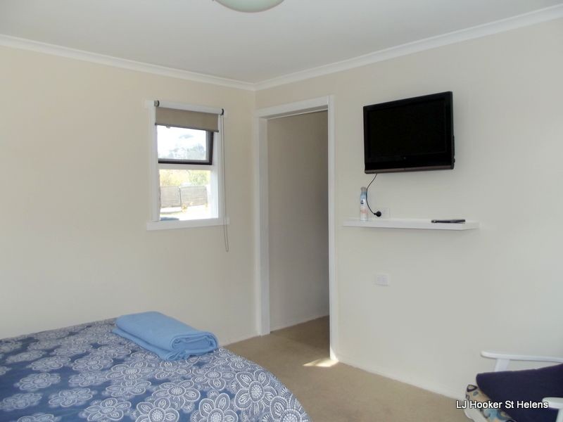 175 Main Road, Binalong Bay TAS 7216