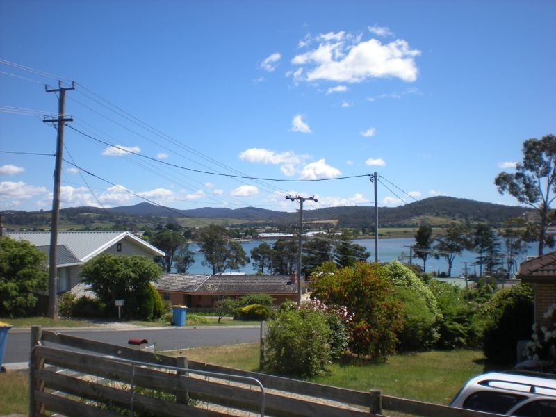 15 Lawry Heights, St Helens TAS 7216
