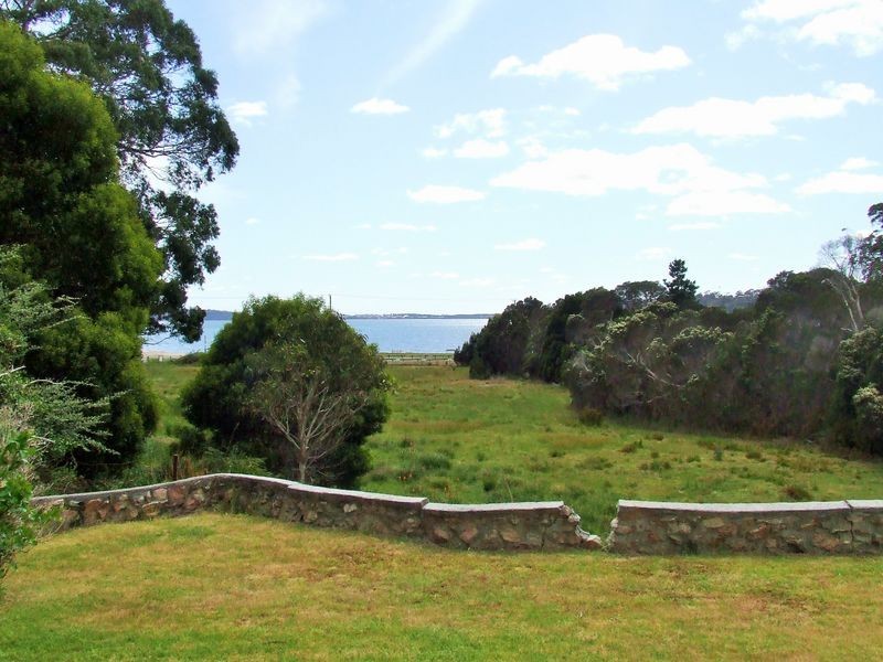64-66 Tasman Highway, St Helens TAS 7216