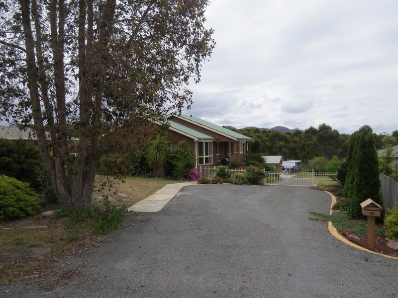 16 Cherrywood Drive, Scamander TAS 7215