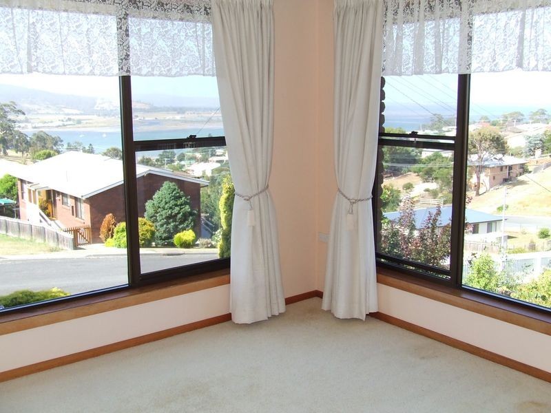 25-27 Erythos Grove, St Helens TAS 7216
