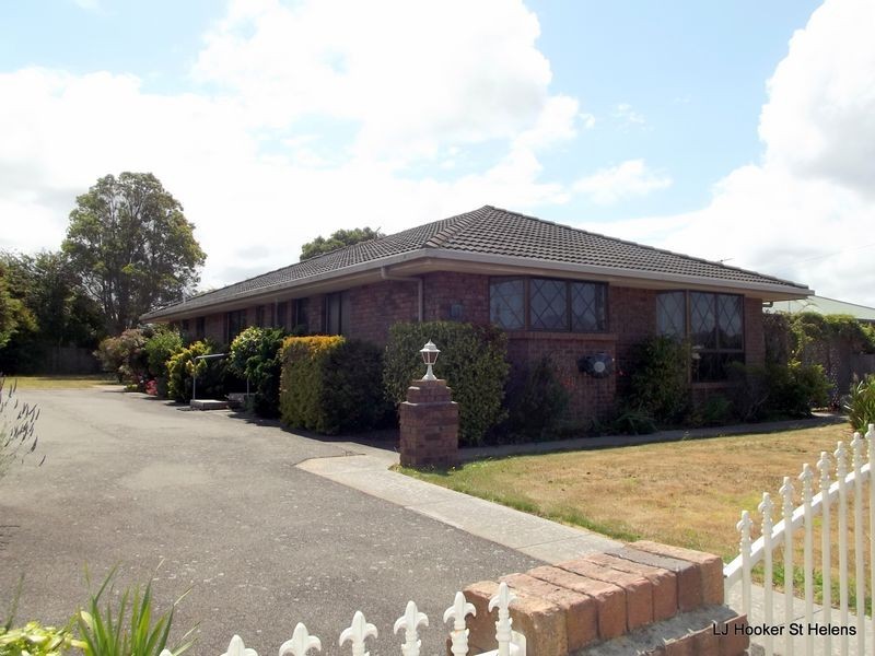 13 Lindsay Parade, St Helens TAS 7216