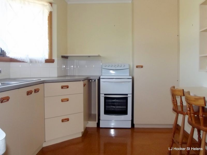 13 Lindsay Parade, St Helens TAS 7216