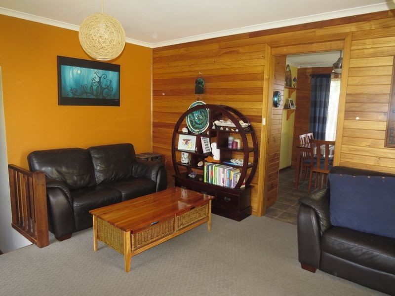 5 Erythos Grove, St Helens TAS 7216