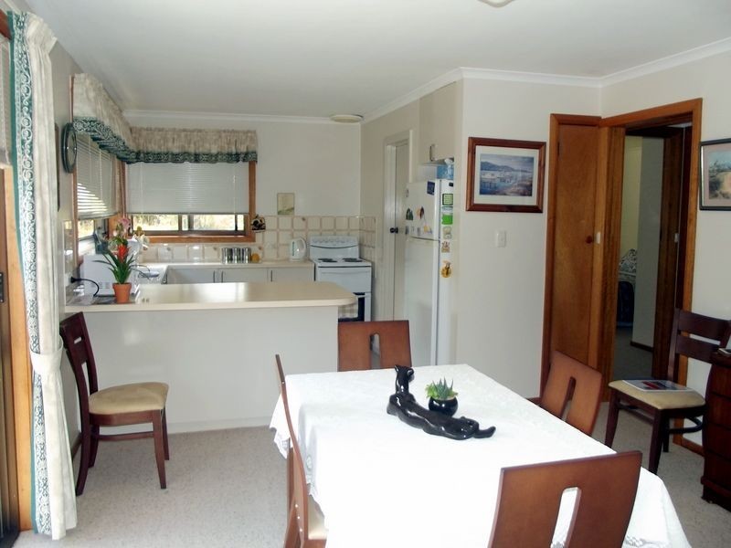 9 Falmouth Street, St Helens TAS 7216