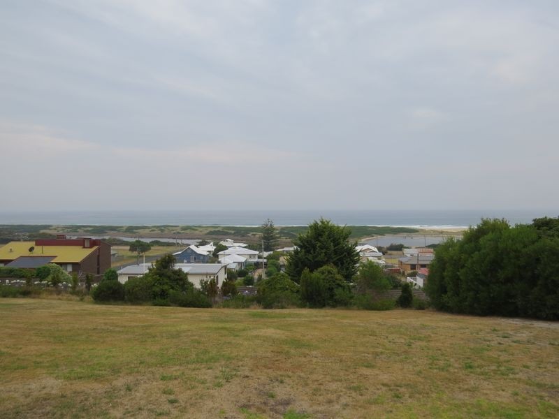 3 Heath Street, Scamander TAS 7215