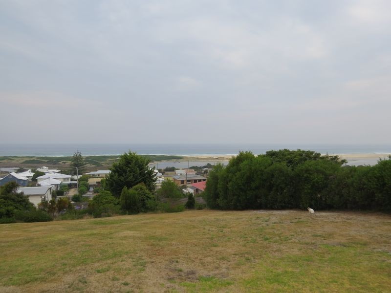 3 Heath Street, Scamander TAS 7215