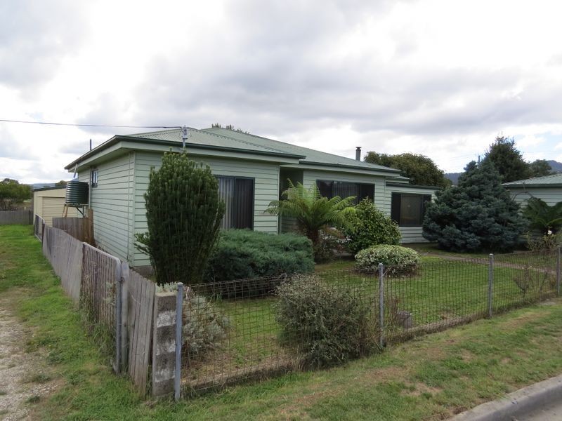 26 Clive Street, St Marys TAS 7215