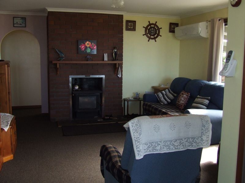 13 Sunbeam Crescent, Beaumaris TAS 7215