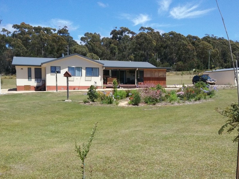 50 Ansons Bay Road, St Helens TAS 7216