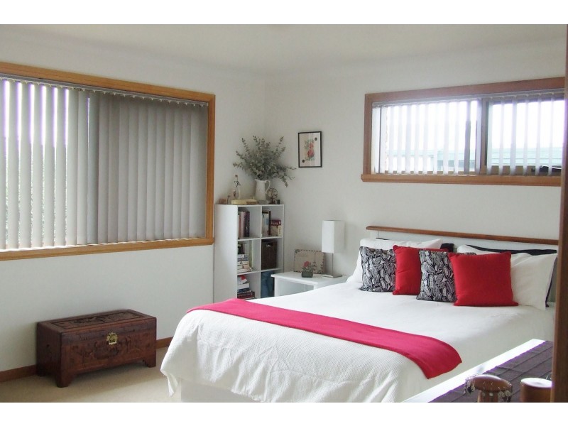 Unit 2/28 Tully Street, St Helens TAS 7216