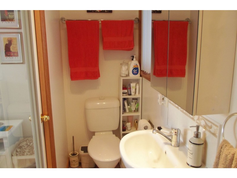 Unit 2/28 Tully Street, St Helens TAS 7216