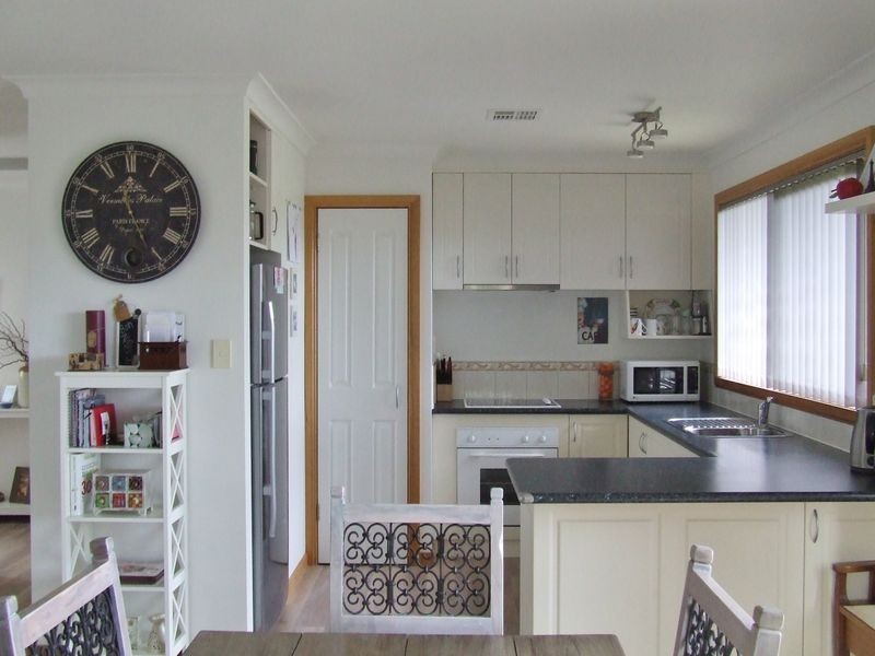 Unit 2/28 Tully Street, St Helens TAS 7216