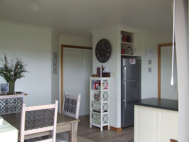 Unit 2/28 Tully Street, St Helens TAS 7216