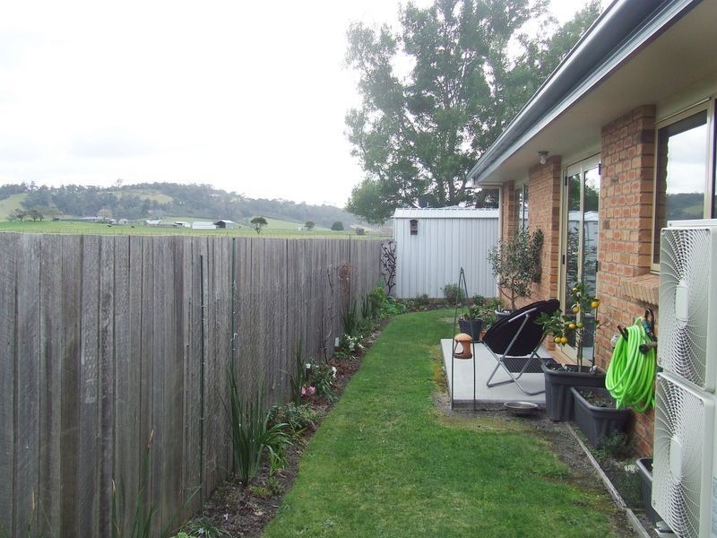 Unit 2/28 Tully Street, St Helens TAS 7216