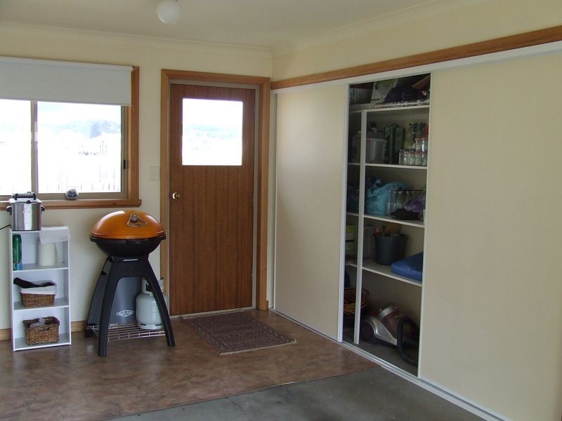 Unit 2/28 Tully Street, St Helens TAS 7216