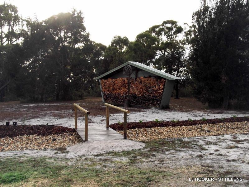 813 Reids Road, Binalong Bay TAS 7216