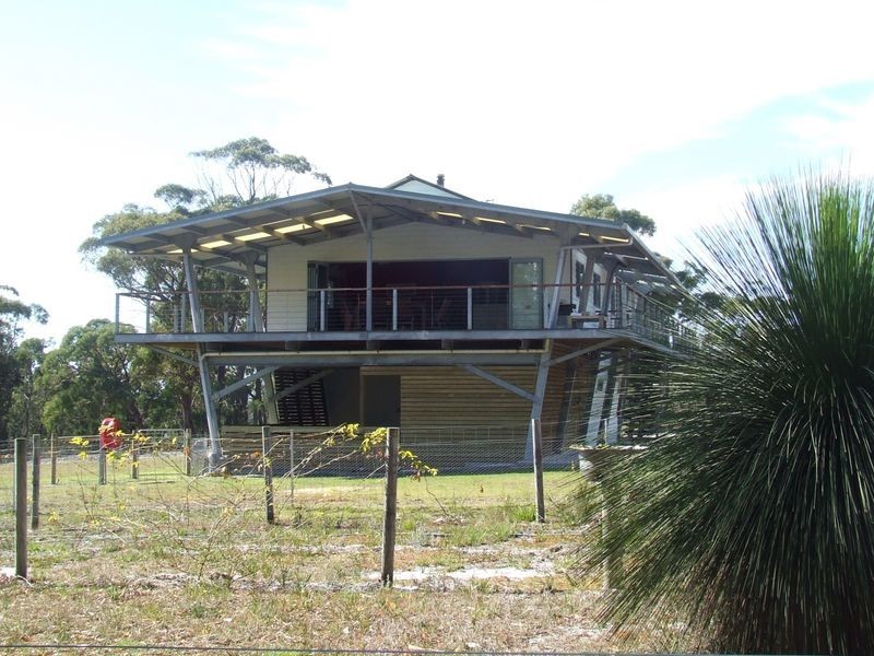 813 Reids Road, Binalong Bay TAS 7216