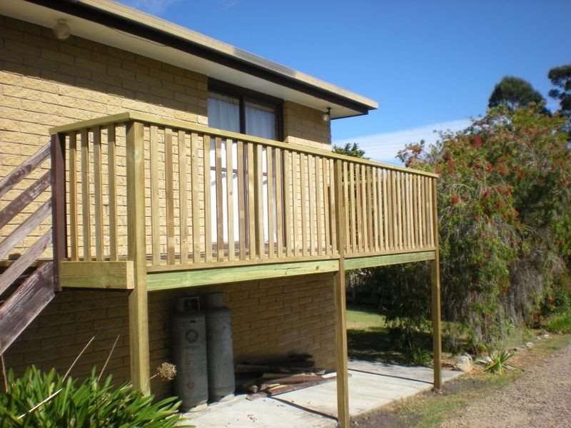 170 Main Road, Binalong Bay TAS 7216