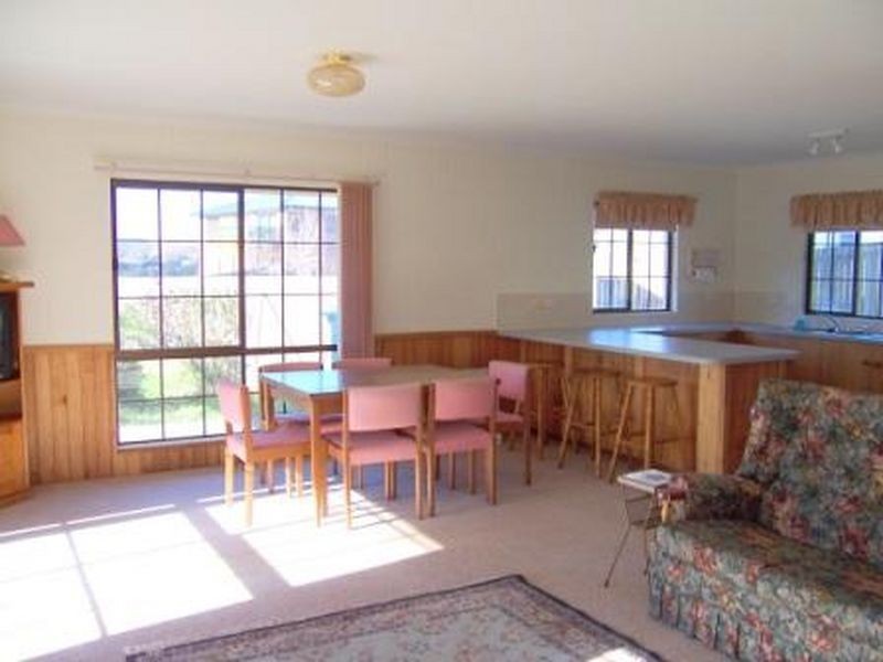 1 Lindsay Parade, St Helens TAS 7216