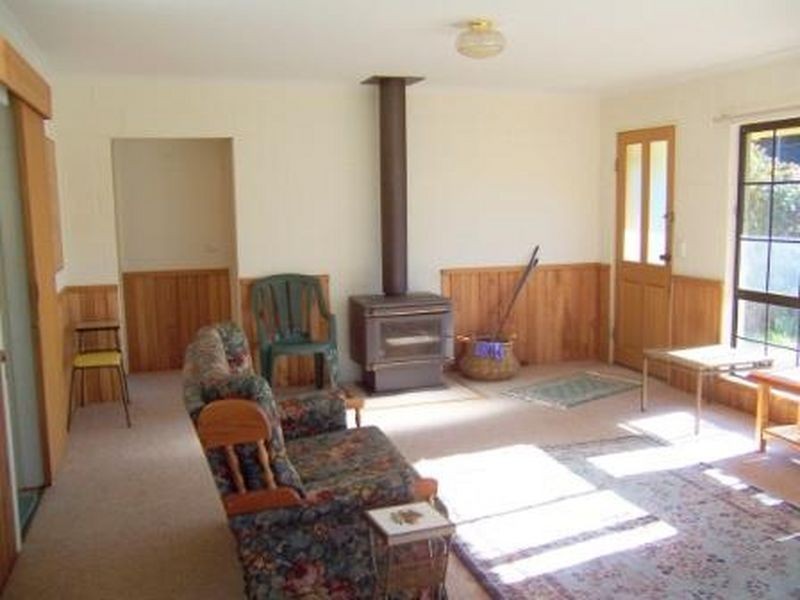 1 Lindsay Parade, St Helens TAS 7216