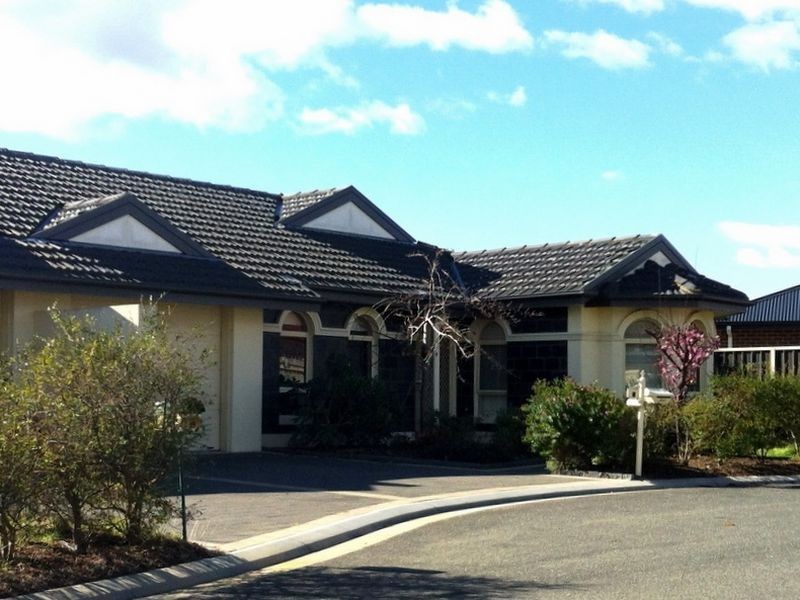 2/14 Doepel Place, St Helens TAS 7216