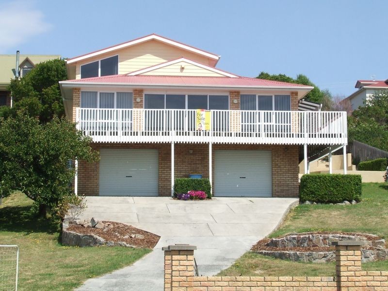 138 Scamander Avenue, Scamander TAS 7215