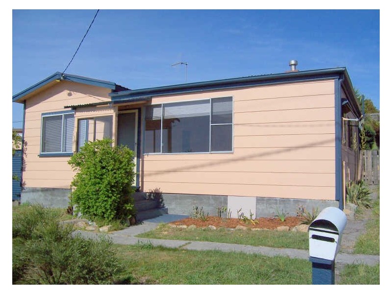 136 Scamander Avenue, Scamander TAS 7215