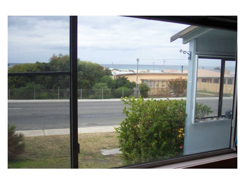 136 Scamander Avenue, Scamander TAS 7215