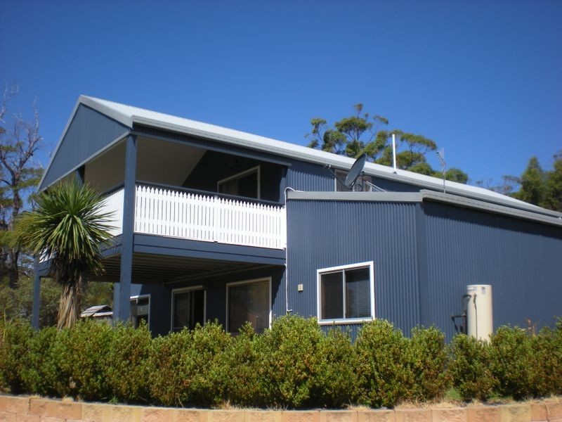 33 Coffey Drive, Binalong Bay TAS 7216