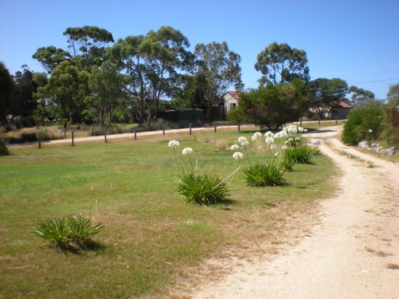 33 Coffey Drive, Binalong Bay TAS 7216