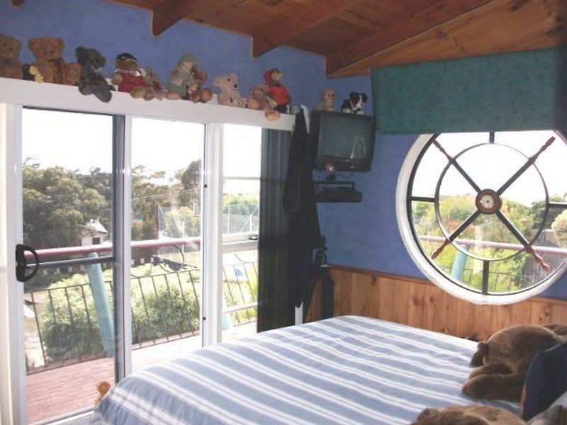 9 Silver Street, Scamander TAS 7215