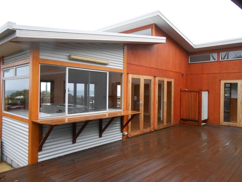 11 Targett Street, Scamander TAS 7215