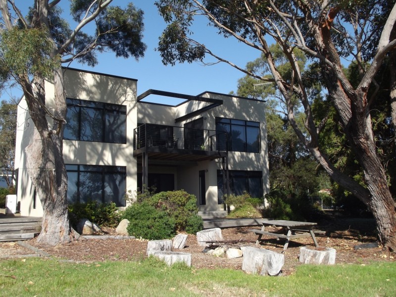 3 Cray Court, Binalong Bay TAS 7216