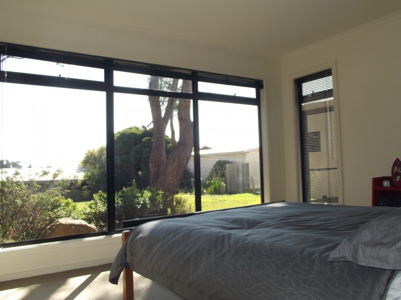 3 Cray Court, Binalong Bay TAS 7216