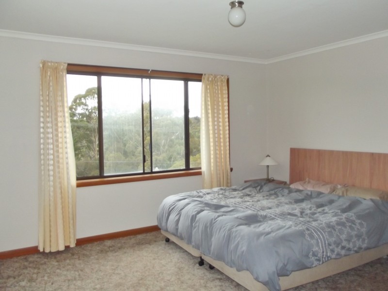 26 Halcyon Grove, St Helens TAS 7216