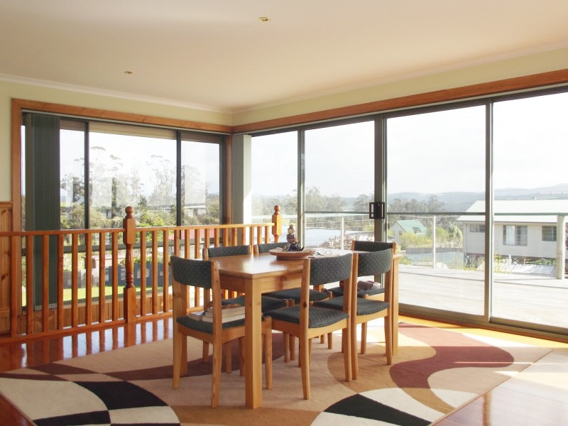14 Douglas Court, St Helens TAS 7216