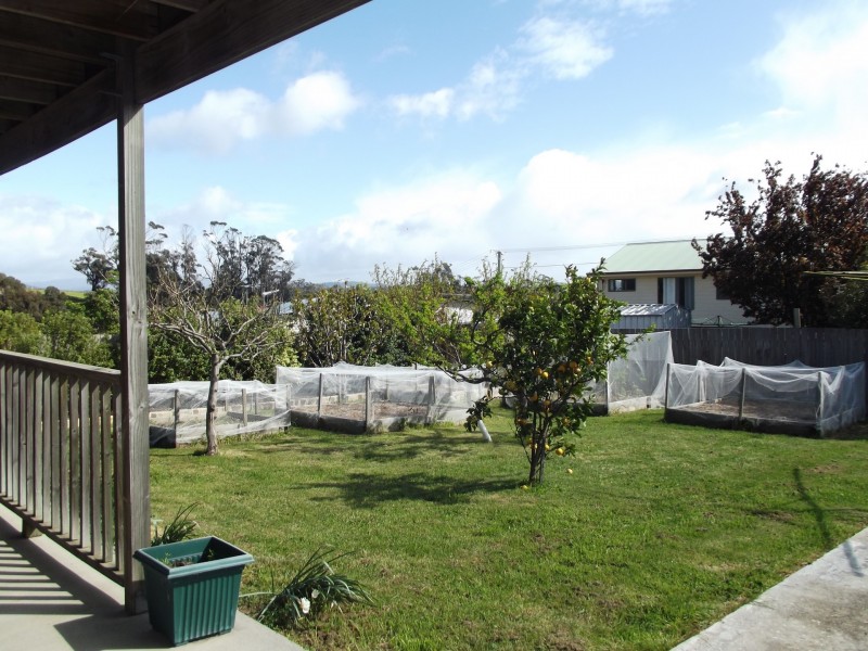 14 Douglas Court, St Helens TAS 7216